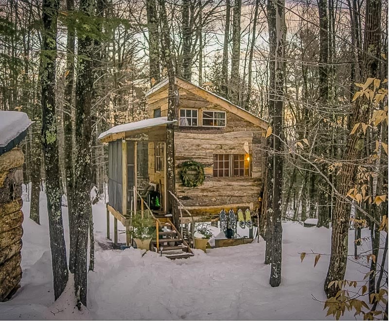 A unique cabin rental amid the trees of New Hampshire.