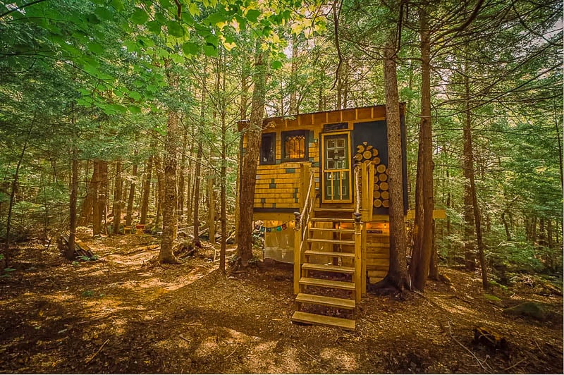 One of the top treehouse rentals in New England