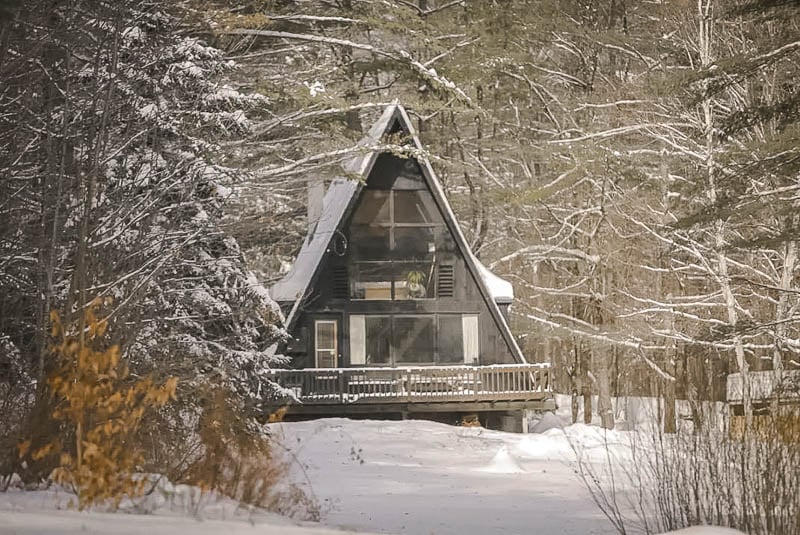 New England holiday rentals can't touch this cozy winter getaway in VT