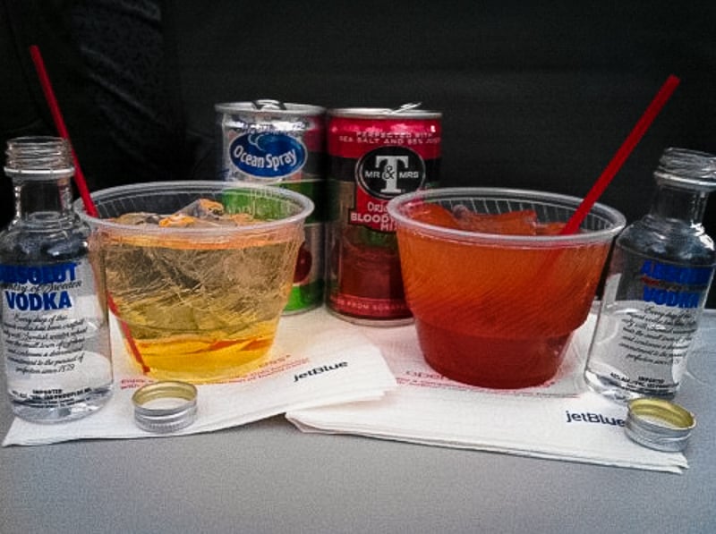 These airline travel hacks are good for your health.