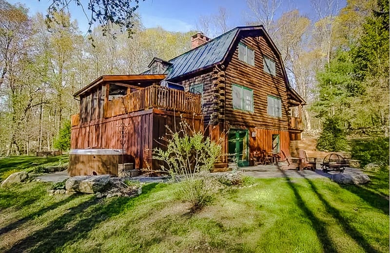 The Berkshire Mountains Cabin is perfect for large groups.