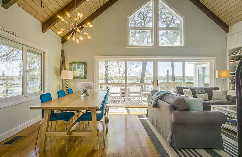 This home for rent on the Cape is among the best New England lake house rentals