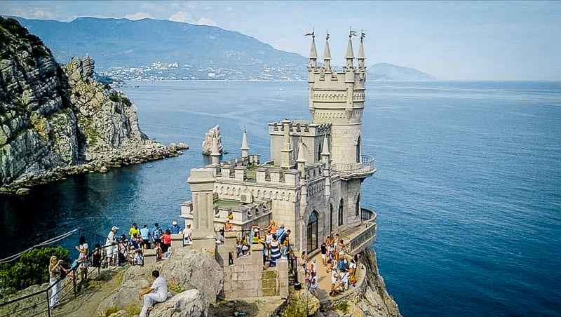 Swallow's Nest is one of the most beautiful castles imaginable.