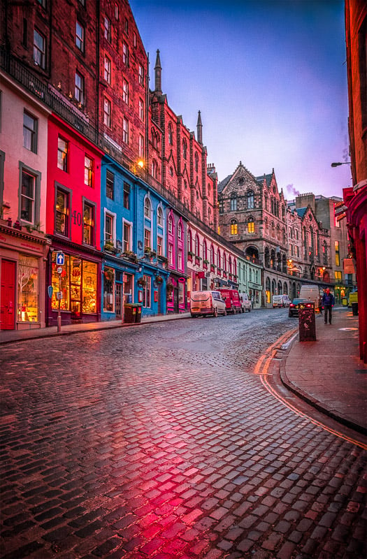 Colorful streets of Edinburgh.