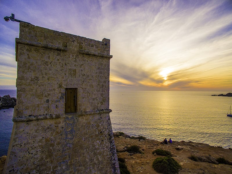 Built in 1637, Għajn Tuffieħa Tower watches over the Għajn Tuffieħa Bay below. It's definitely one of the most Instagrammable places in Malta.