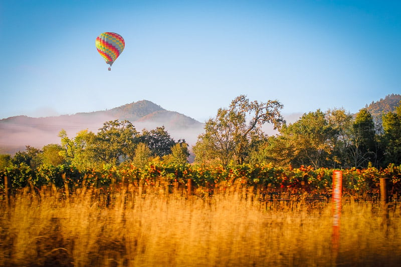 Ride on a hot air balloon in Napa Valley