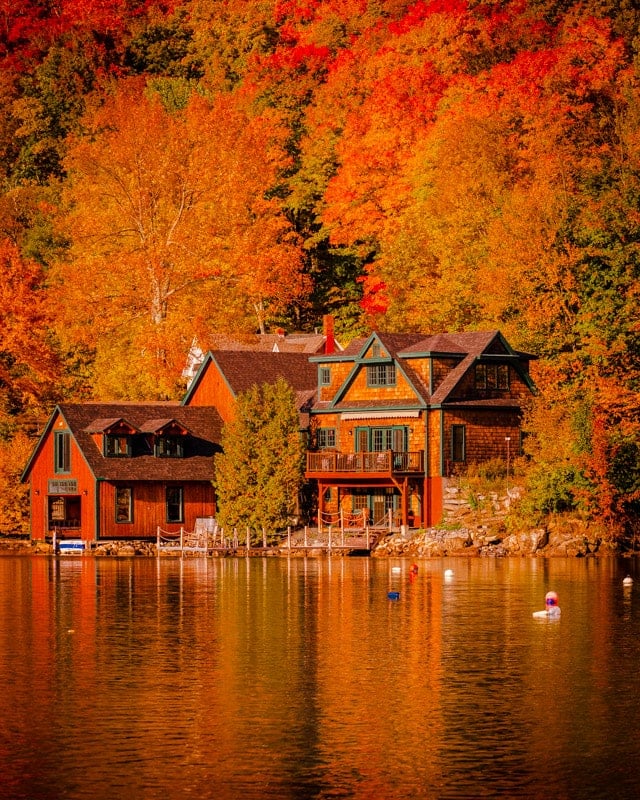 Beautiful cabin on the lake