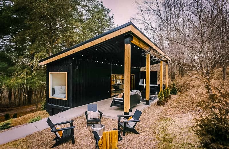 Beautiful vacation rental in the forest