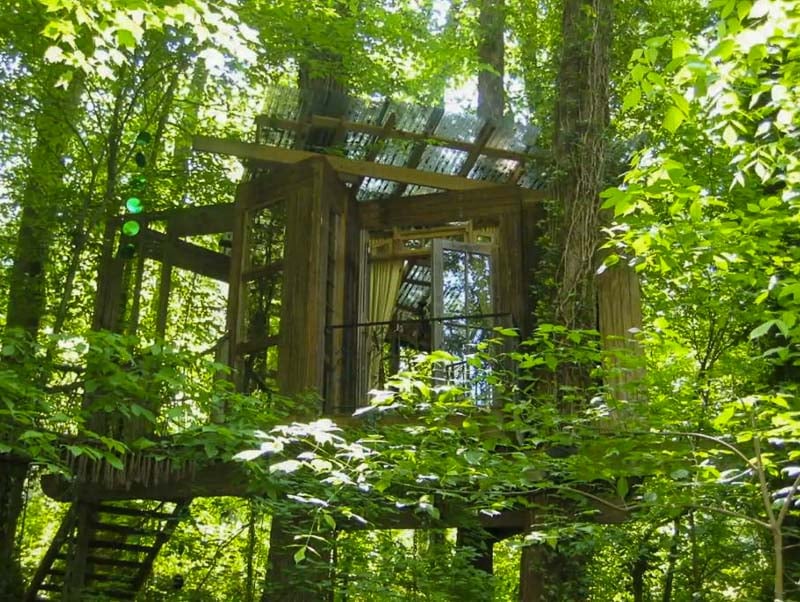This secluded Atlanta treehouse in Georgia is one of the coolest Airbnbs in the US.