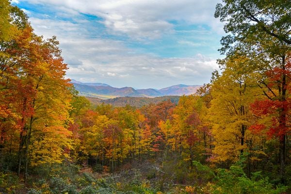 Great Smoky Mountains in Tennessee is one of the most beautiful, bucket list places in the US.