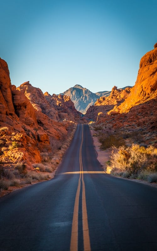 Valley of Fire State Park in Nevada is top among the cool places to visit in the US.