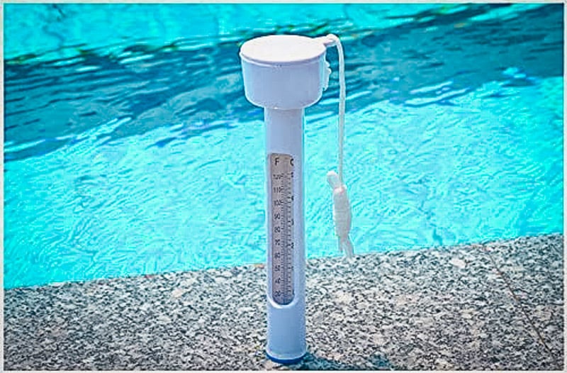 Measure the water temperature with this thermometer