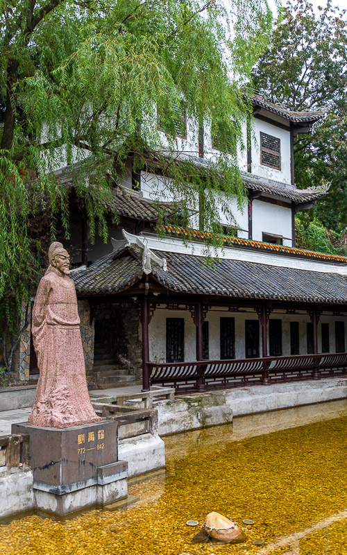 White Emperor City is one of the top attractions on a Yangtze river cruise.